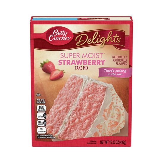 Betty Crocker Super Moist Strawberry Cake Mix 432g (15.25oz)-min
