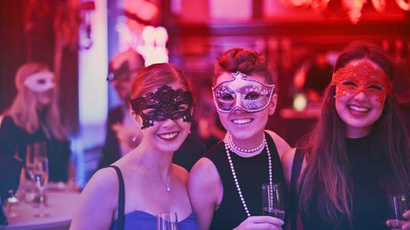 How To Throw a Great Halloween Party American Food Mart