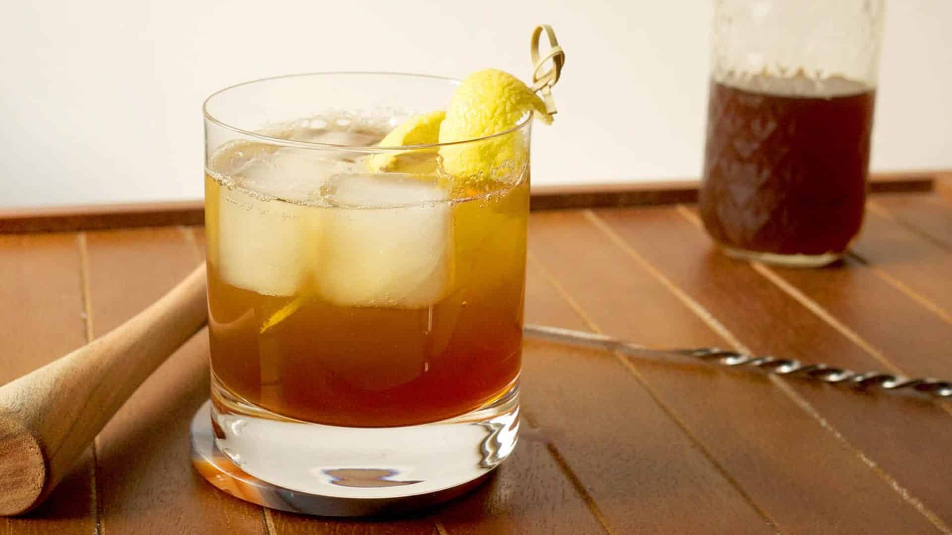 Refreshing Mocktail Nº 6: Apple Crisps